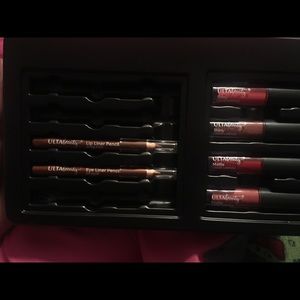 Ulta Makeup Set (NEW)
